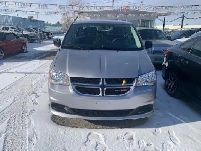 2017 Dodge Caravan Accessible Van - 10,205 KM Image# 1