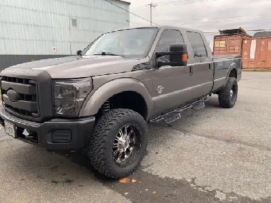2014 Powerstroke 6.7 turbo diesel F-250 Image# 1