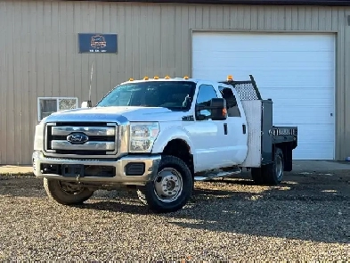 2015 Ford F350 XLT 6.2L Crew Cab Flat Deck DRW Image# 1