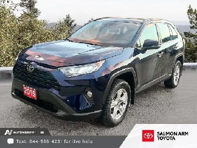 2019 Toyota RAV4 XLE XLE AWD, NEW WINDSHEILD, 4 NEW TIRES, NE... Image# 1