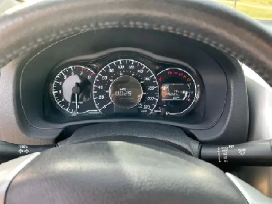 2015 Nissan Versa Note Image# 1