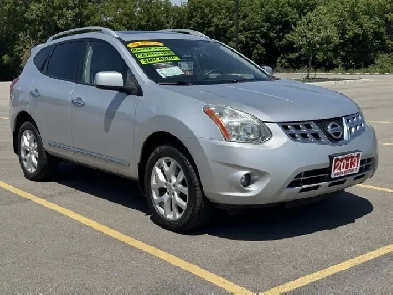 2013 Nissan Rogue SV Image# 1