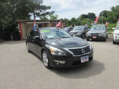 2013 Nissan Altima SL Image# 1