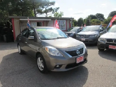 2012 Nissan Versa SL Image# 1
