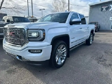 2016 GMC Sierra 1500 Denali • 6.2L V8 • Crew  • Accident Free Image# 1