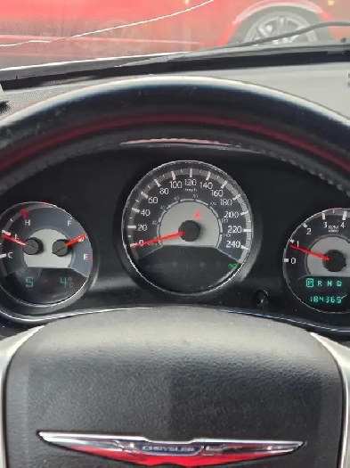 2013 Chrysler 200 Reliable Daily Drive Image# 1