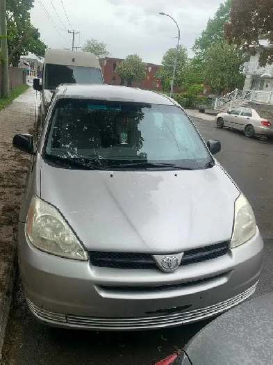 Toyota Sienna (4500$) Image# 1