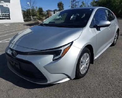 2023 Toyota corolla le hybride cvt Image# 1