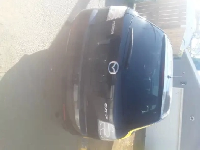 2009 Mazda CX-7 for sale with only 175,000 km $4250AWD Image# 1