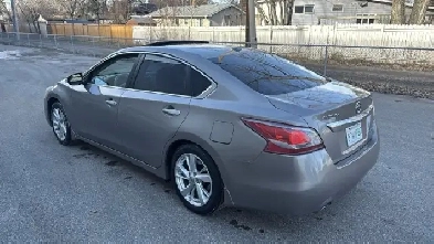 2013 Nissan Altima 130kms Image# 1