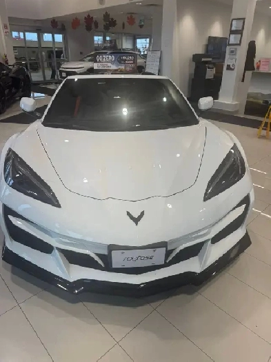 2024 Chevrolet Corvette AWD E-RAY 1LZ Convertible Image# 1