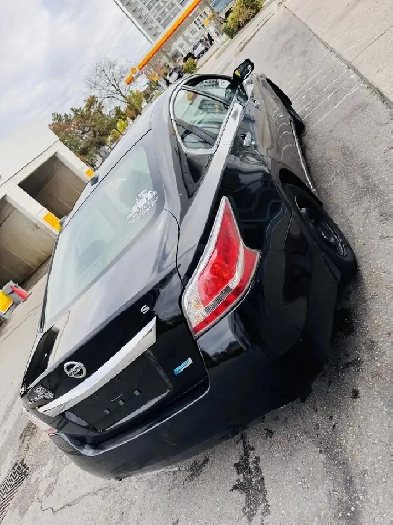 2015 Nissan Altima Sport Image# 1