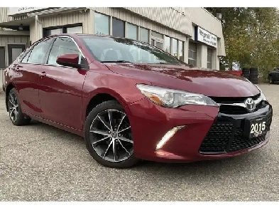 2015 Toyota Camry XSE - NAV! BACK-UP CAM! BSM! SUNROOF! Image# 1