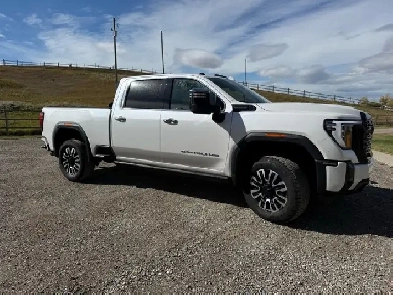 2025 GMC ULTIMATE 3500 Image# 1