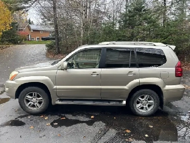 2004 LEXUS GX470  ALL WHEEL DRIVE SUV. (Must see) Image# 1