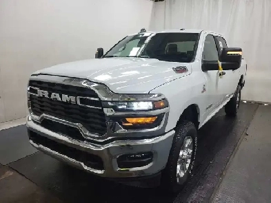 2025 RAM 3500 Big Horn 3500/4WD/CUMMINS/5TH WHEEL PREP/NEW TR... Image# 1