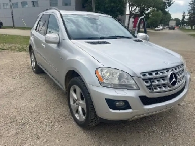 2009 Mercedes Benz ML 320 Image# 1