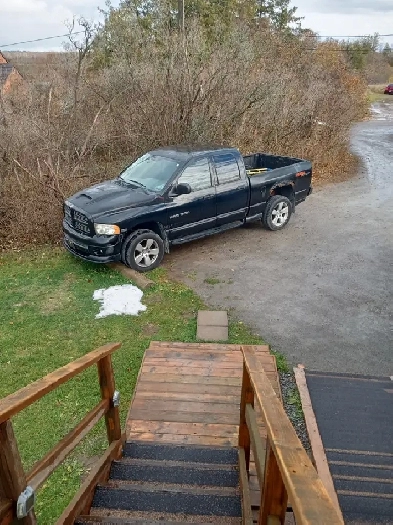 2005 Dodge Ram 1500 Image# 1