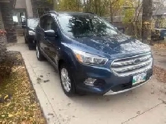 2018 Ford Escape SE 4WD – Low KM, New Safety, Clean Carfax! Image# 1