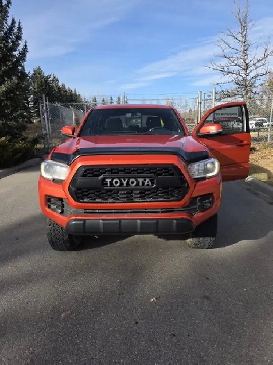 2017 Toyota Tacoma TRD Off Road Image# 1