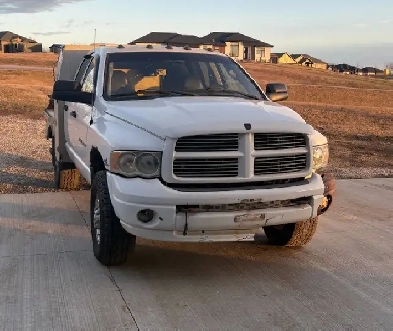 2003 Dodge 3500 5.9 L Cummings 5 speed manual Aluminum short box Image# 1