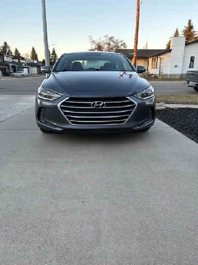 2018 Hyundai Elantra Gl / 2brand new sets of tires! Image# 1