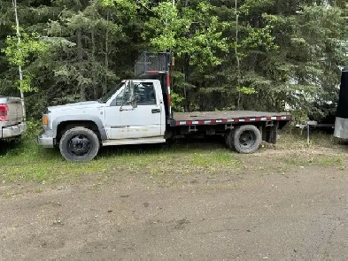 2000 GMC Sierra 3500 Diesel 2WD Image# 1