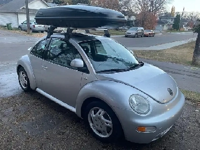 2000 Volkswagen Beetle – 2-Dr Hatchback – 2.0L – 5-Speed Manual Image# 1