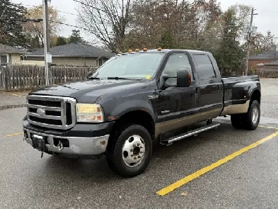 2006 Ford F350 V8 6.0L turbo diesel Image# 1