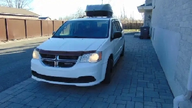 Dodge Caravan 2011 en bonne condition Image# 1