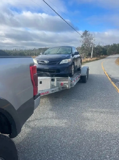 looking to buy Toyota Corolla Yaris matrix Image# 1