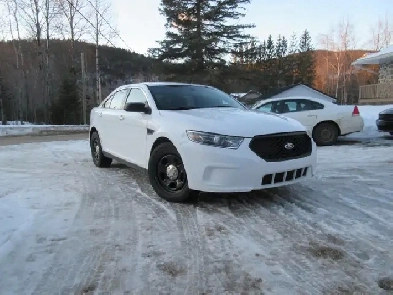 ford taurus police interceptor Image# 1