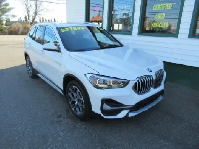 2020 BMW X1 xDrive28i AWD | Leather | NAVI | Panoramic Sunroof Image# 1