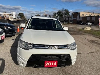 2014 Mitsubishi Outlander GT Image# 1