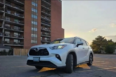 2025 Toyota Highlander XLE Hybrid Image# 1