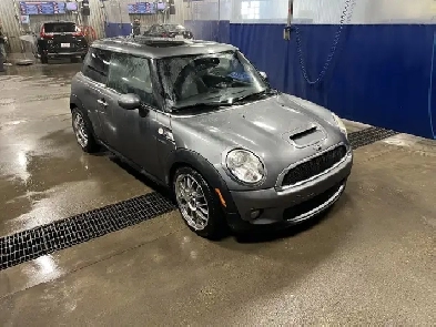 2009 Mini Cooper S Image# 1