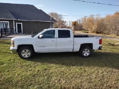 2015 Chevy Silverado LT Image# 1