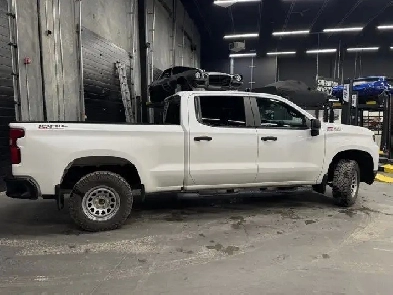 2021 Chevrolet Silverado 1500 Custom Trail Boss | 5.3L V8 | Off Image# 1