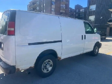 Chevrolet 2500 Express Cargo Van 2008 Image# 1