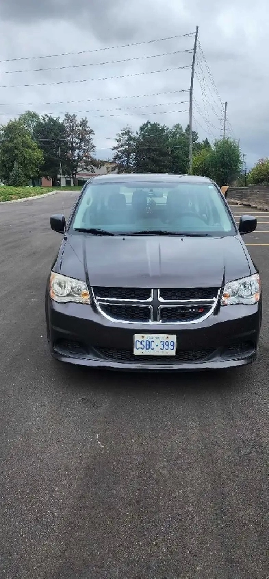 DODGE CARAVAN LOW KMS 2015 Image# 1