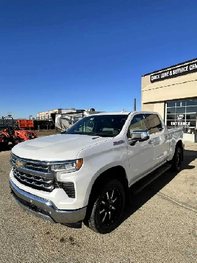 2022 Chevrolet Silverado 1500 LTZ 3.0L Duramax Diesel Image# 1