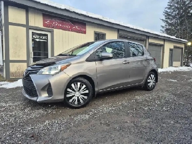 2015 Toyota Yaris LE Image# 1