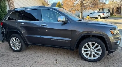 2017 Grand Cherokee Image# 1