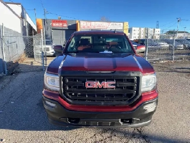 2016 GMC Sierra 1500 SLE 4WD Crew Cab 143.5 SLE / Loaded / Clean Image# 1