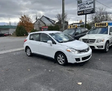 2012 Nissan Versa SL Image# 1