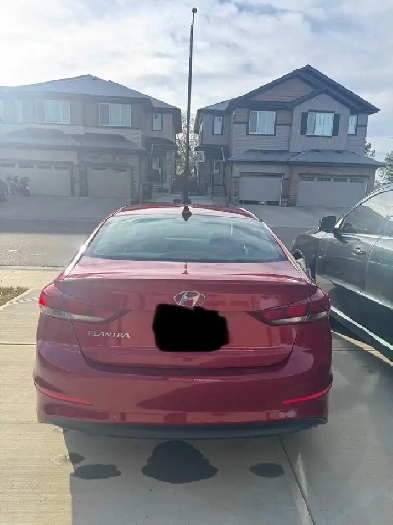 2017 Hyundai Low cost reliable , excellent condition Image# 1