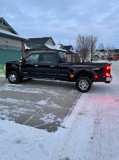 2022 f350 king ranch Image# 1