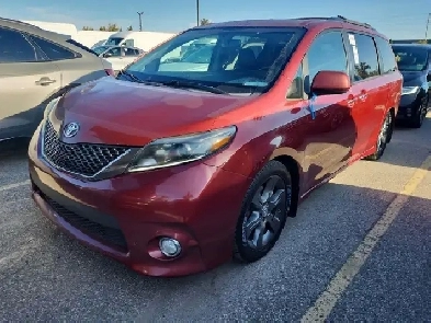 2015 Toyota Sienna SE 8 PASS - LTHR! NAV! BACK-UP CAM! DVD! 8 PA Image# 1