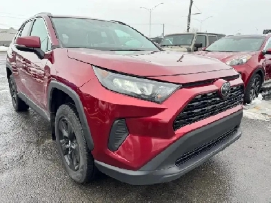 2019 TOYOTA RAV4 LE Image# 1