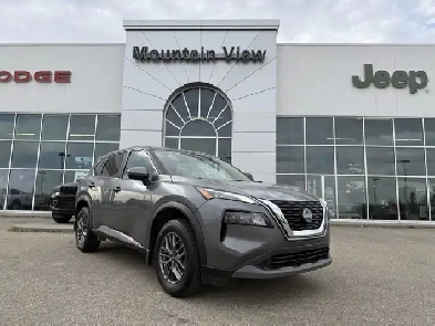 2023 Nissan Rogue S with 5.99% financing available Image# 1